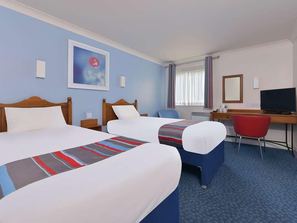 Travelodge Bromsgrove Marlbrook Номер фото