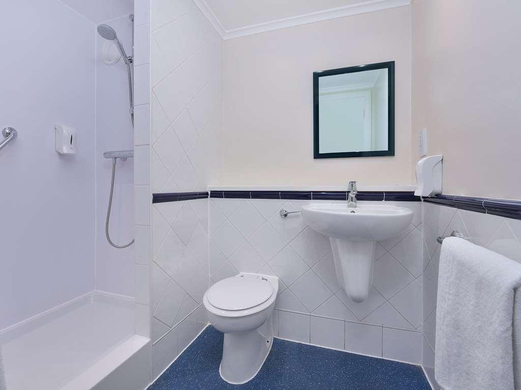 Travelodge Bromsgrove Marlbrook Номер фото
